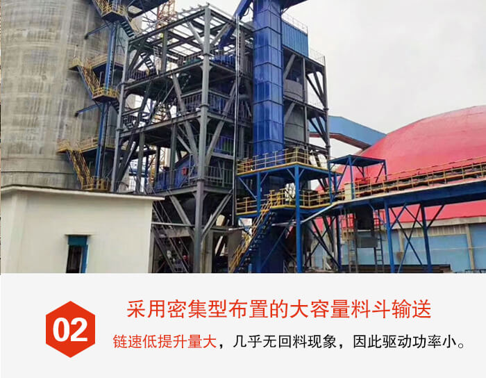 鬥式提升機料鬥的排列比較緊密可以防止回料現象的出現。